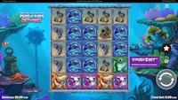 Razor Returns online slot featuring intense underwater visuals and Push Bet mechanics.